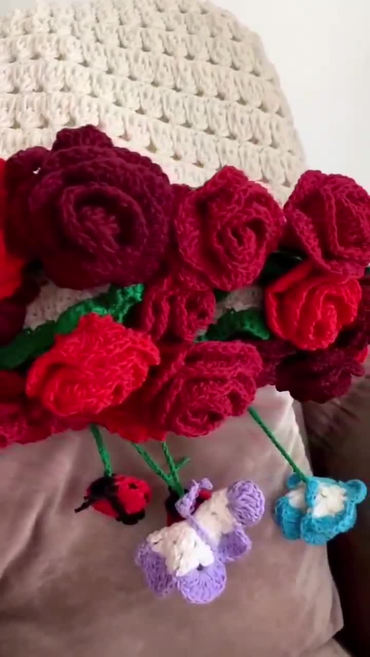 Amazon｜かぎ針編みの花束ブランケット、完成品 DIY