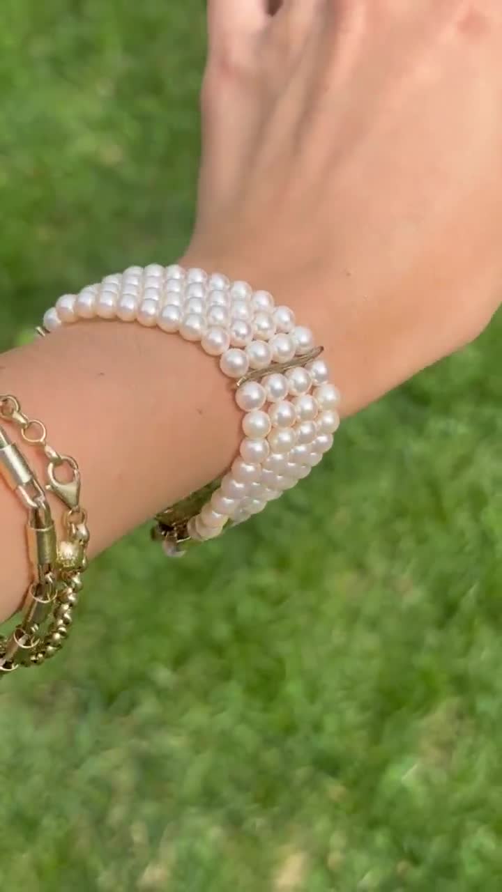 Braccialetti di Perle Delicati ed Estetici, Gioielli alla Moda, Bracciale Multistrato con Charm Dorato per Ragazze
