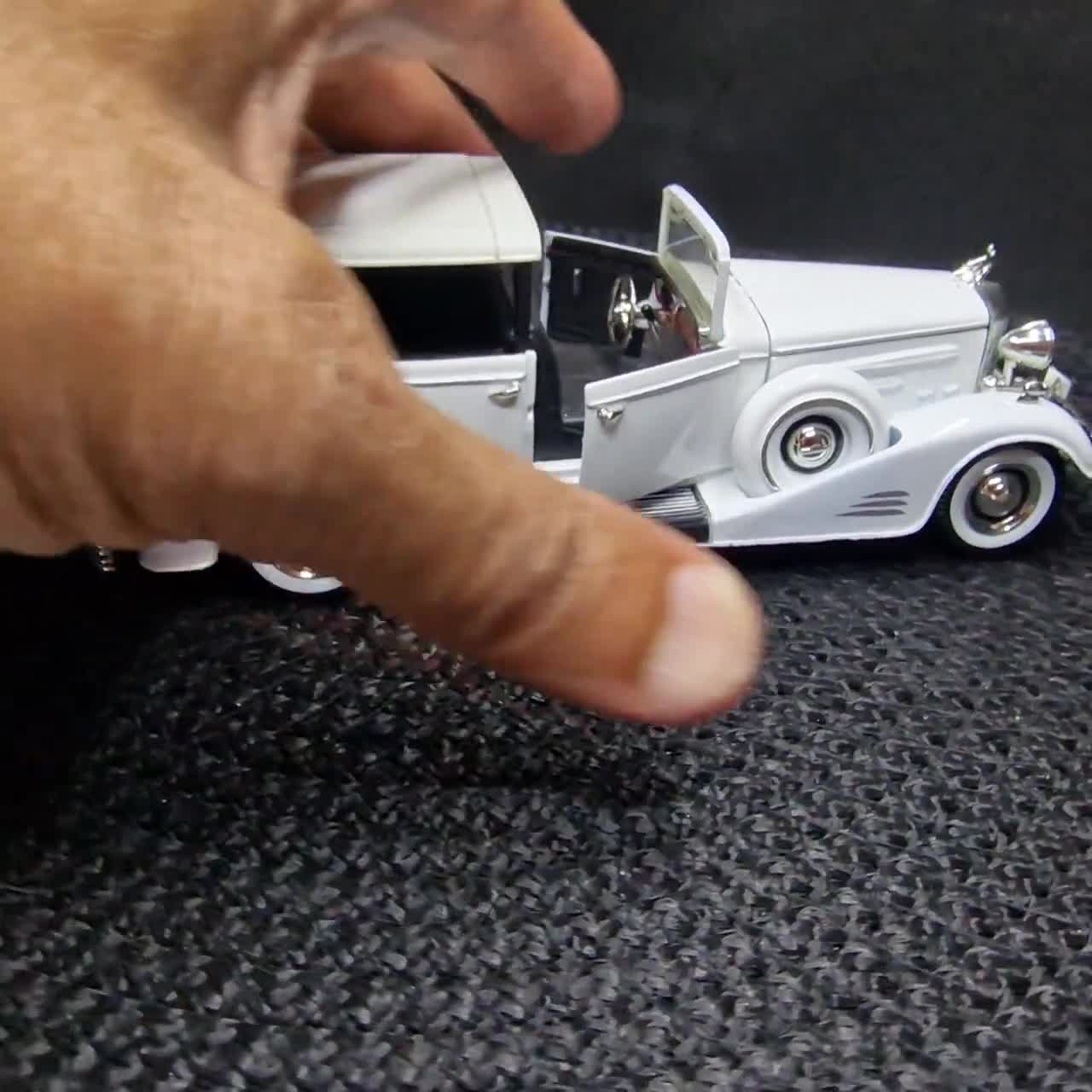 Vintage Anson 1933 Cadillac Town Car: 1/32 Scale Model - Etsy