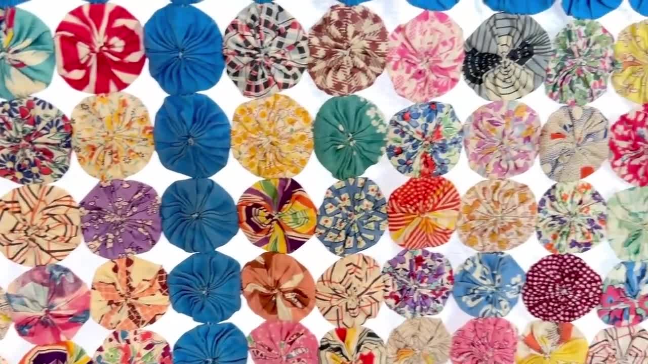 ヴィンテージヨーヨーキルト：1930年代～40年代のカラフルな生地