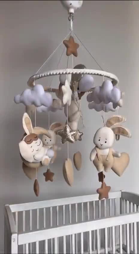 Campana Eolica Neonato In Feltro - Mobile Per Culla Rosa Con Palline Handmade