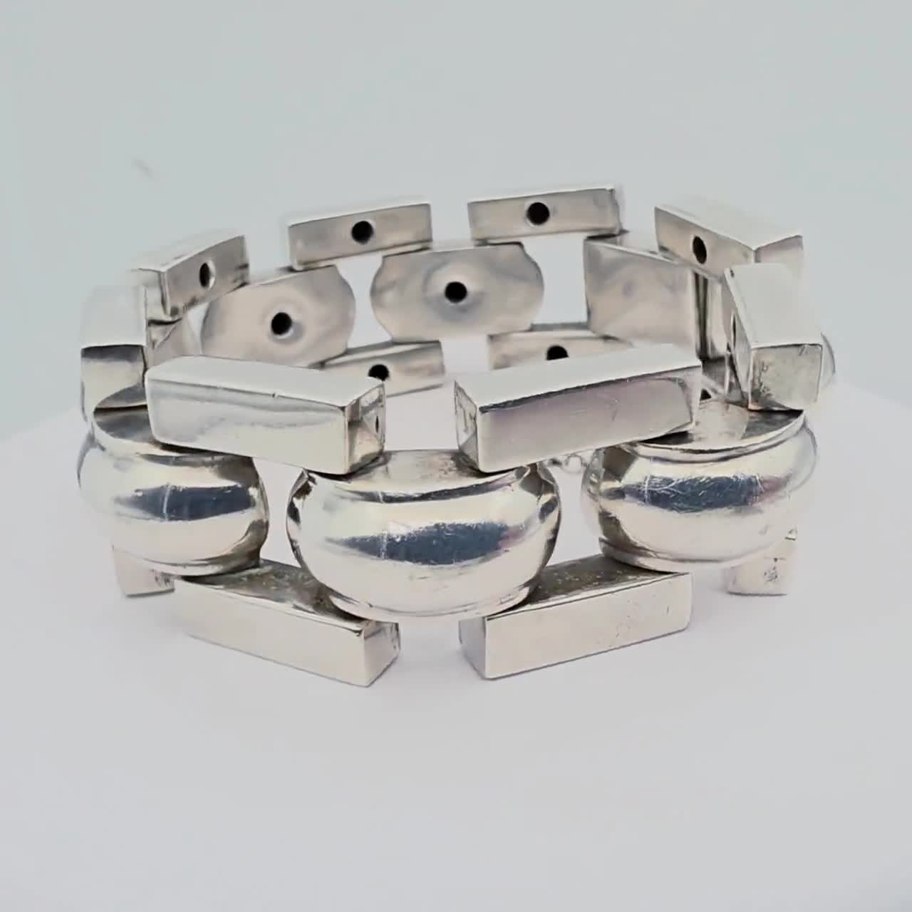 Vintage Buddha to Buddha Solid Sterling Silver Link Bracelet 