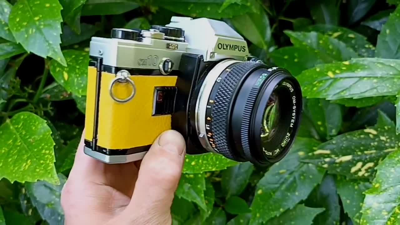 オリンパス OM 10、ZUIKO 50 mm f/1.8 レンズ、マニュアルアダプター