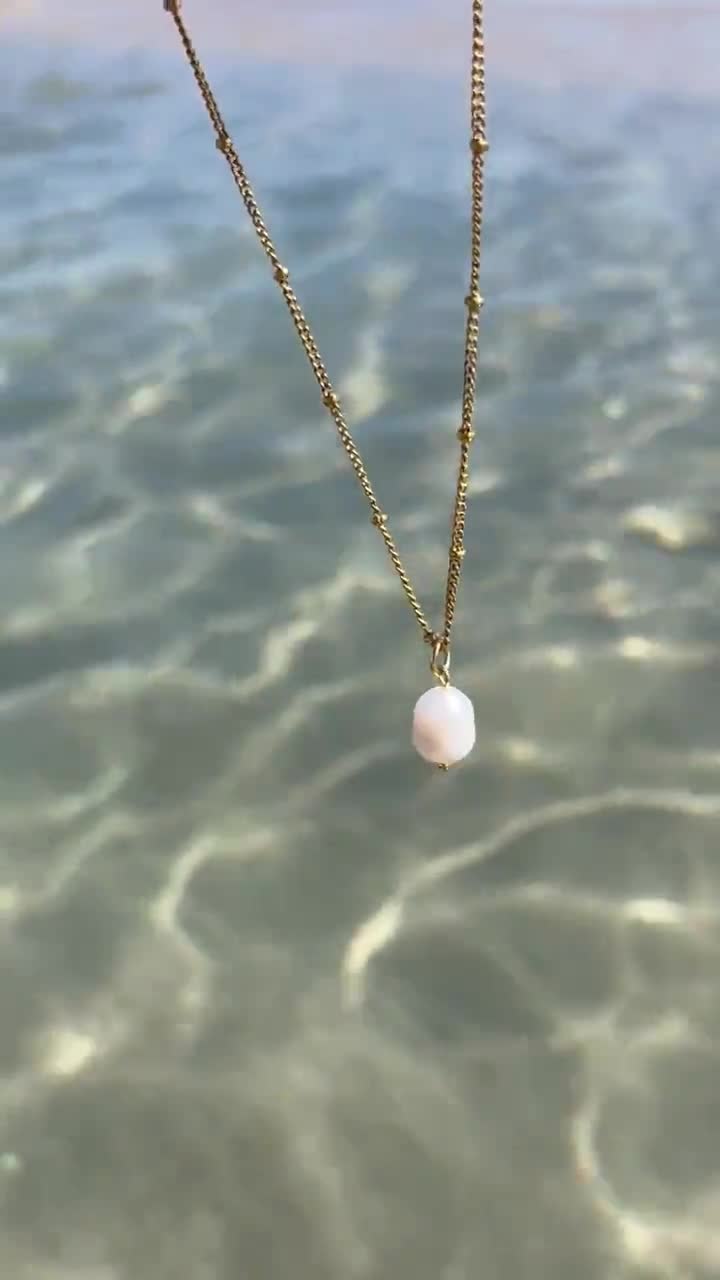 BEACH CLUB LAYERING PEARLS – HRH COLLECTION