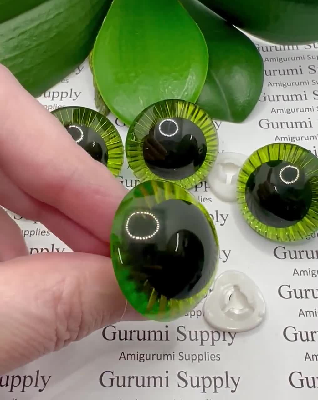 31mm Green Textured Iris Safety Eyes with Washer - 1 Pair –Animal Eyes /  Amigurumi Eyes / Owl Eyes / Doll Eyes / Toy Eyes / Craft Eyes