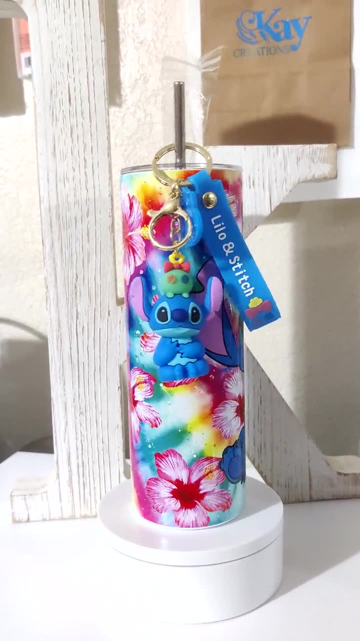 Stitch 20oz Skinny Tumbler con portachiavi Stitch, Stitch Pink Hibiscus, Tumbler personalizzato video poster