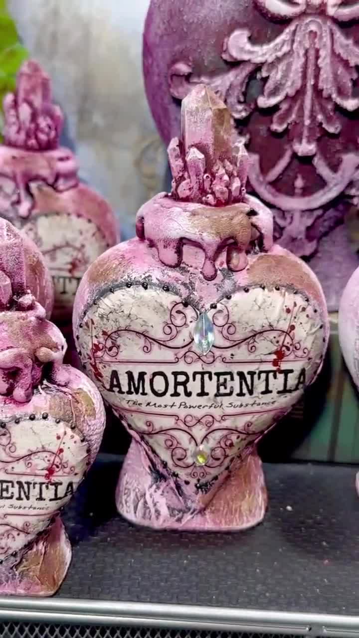 Frasco de poción de Amortentia, decoración de brujería, artículo de colección hecho a mano video poster