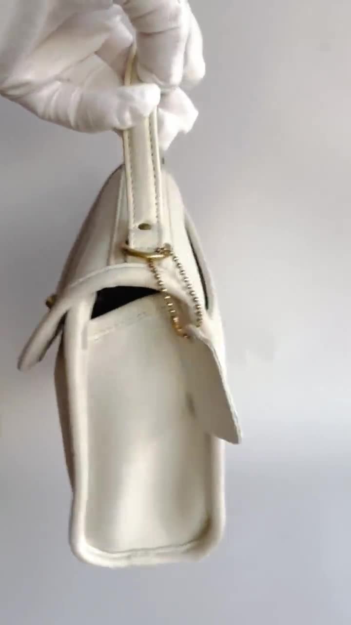 Vintage Coach White / Bone Leather Regina Top Handle Top