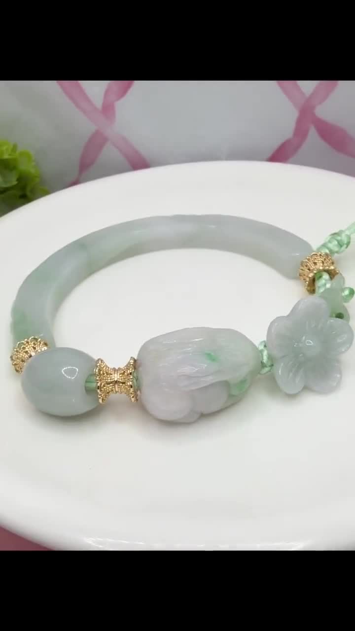 Bracciale in giadeite lavanda tipo A, coniglietto rosa intagliato a mano, gioielli floreali in giada verde naturale - Italia
