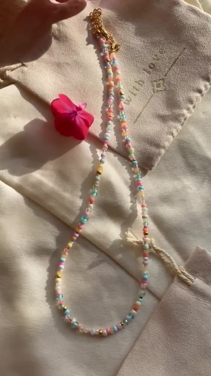 Handmade Flower Necklace Made of Freshwater Pearls/pearl Necklace