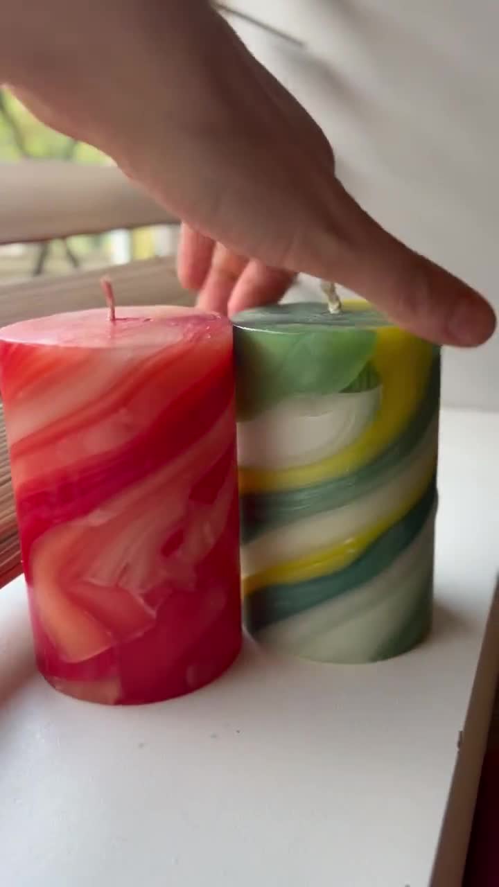 Come colorare la cera per preparare delle candele colorate - Donna Moderna