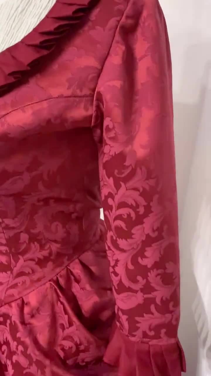 enola holmes pink dress costume Enola Holmes