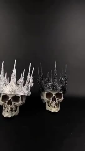 BWL LARGE GOOD LUCK SKULL W/CROWN BWL (Bill Wall Leather