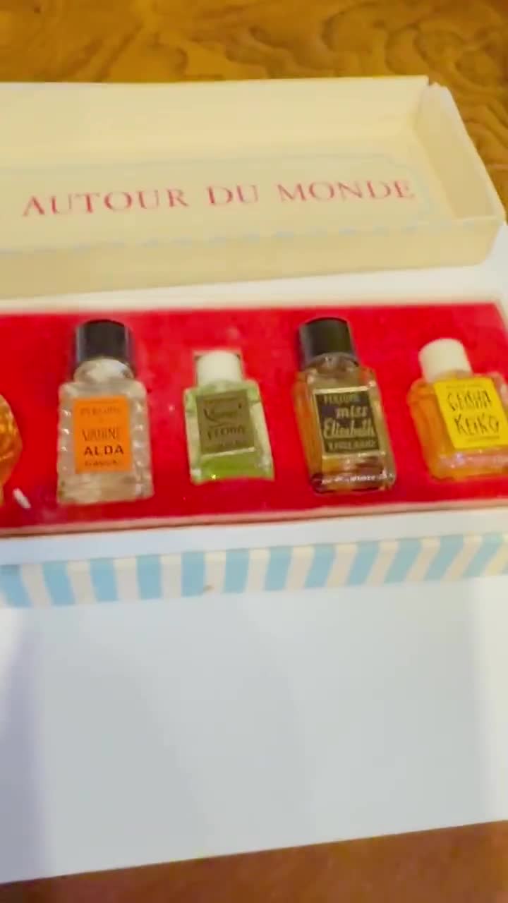 Vintage Les Grands Parfums De France Autour Du Monde Set of