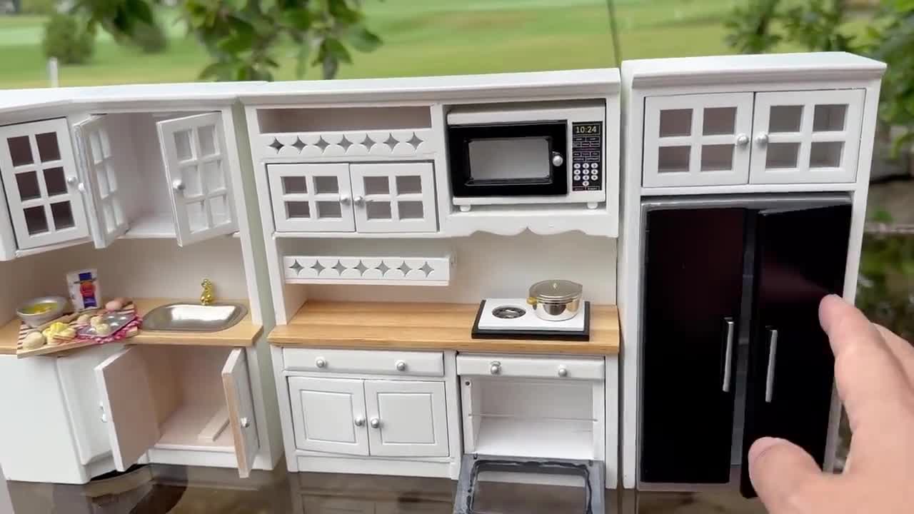 1:12 Luxury Dollhouse Miniature Kitchen Furniture Set Kitchen Sink Cabinet  Stove Cabinet Refrigerator Oven Microwave