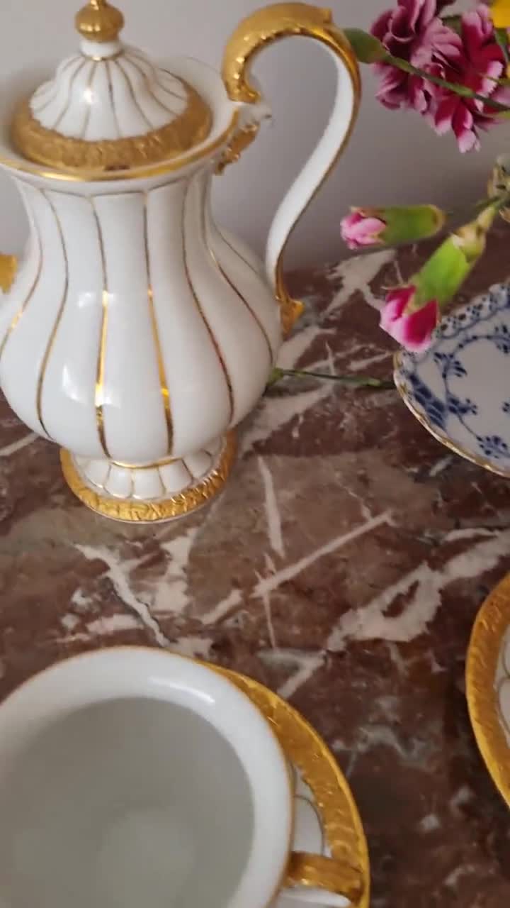 Meissen X-form Chocolate Pot – 1900s Antique Porcelain - Etsy