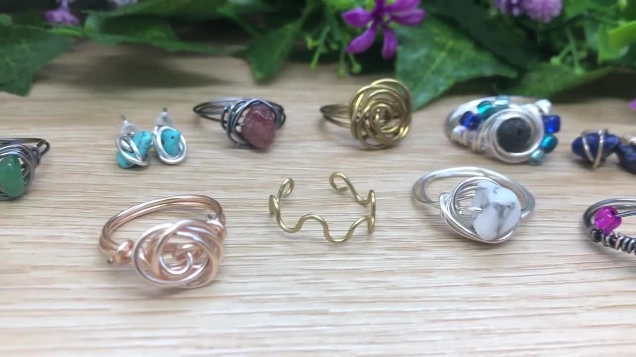 Ring Making Kit Size Measuring Tools with 300 Irregular Beads Ring
