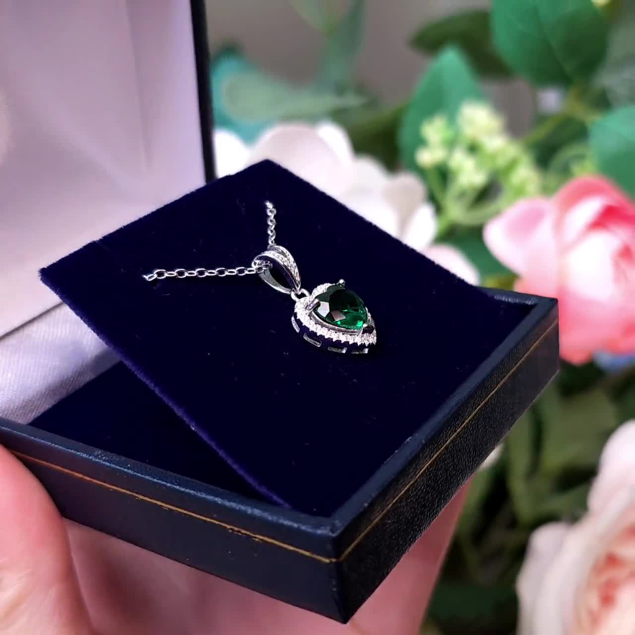 Halo Heart Shaped Emerald Necklace, Heart Cut 8*8 Mm Emerald