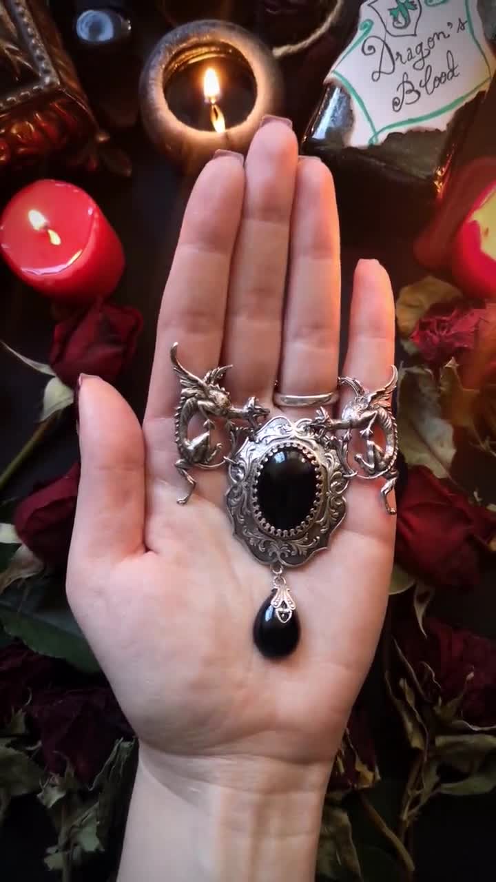 Gothic Victorian necklace, Gothic jewelry, Medieval fantasy jewelry, Victorian onyx necklace, outlet Dragons necklace