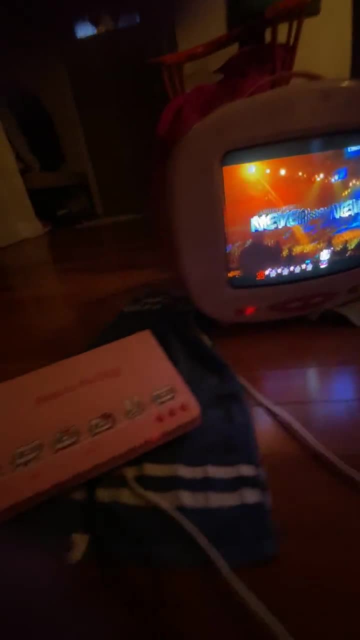 Vintage Hello Kitty Tv!