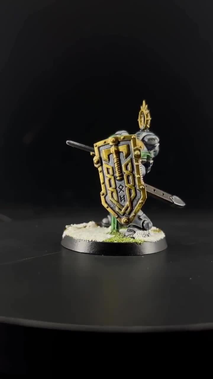 FIGURINE PLASTIQUE WARHAMMER - lot de 4 GOBELINS avec hache ou masse