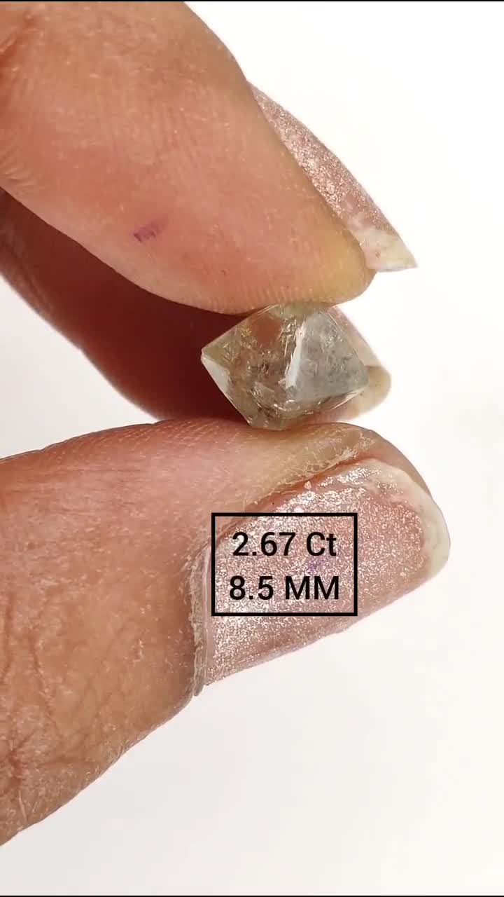 2.67 Ct, 8.5 X 8.3 X 8.2 MM, Natural Loose Diamond Rough