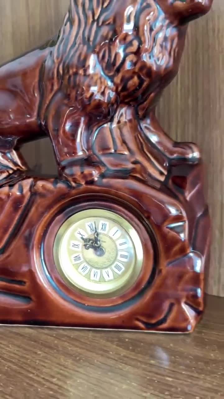 Vintage Ceramic Lion Mantel Clock, Table Clock, Mid Century Modern