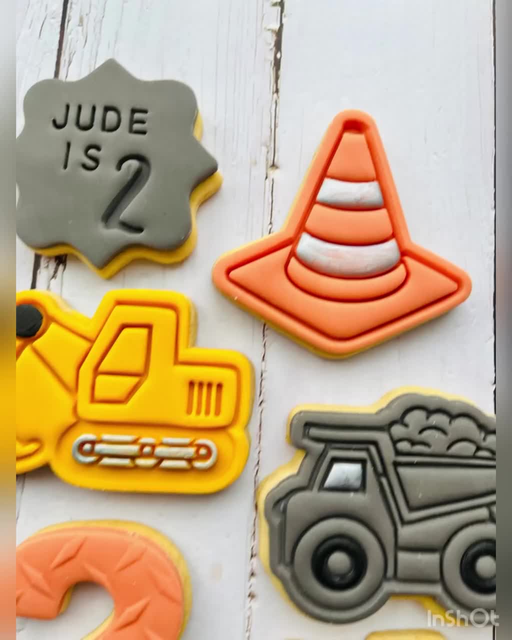 Digger / Tractor Cookie Cutter Set - 3 Sizes, Fondant & Biscuit Cutter, Farm Theme DIY Baking