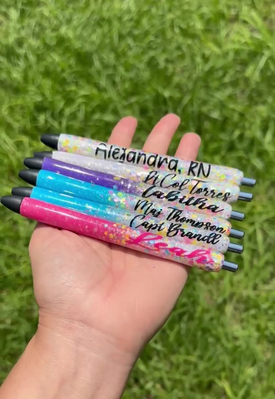 Stylo à paillettes personnalisé, stylos à paillettes flottantes, faveurs de  Bachelorette, faveurs de mariée, stylo personnalisé, stylo patron, stylo  nom, stylo infirmière personnalisé, noir -  France