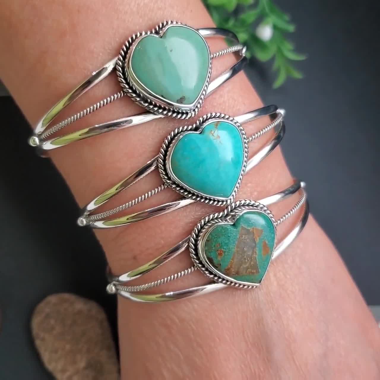 AAC #009 | ロイストン ターコイズ ハート ブレスレット カフ