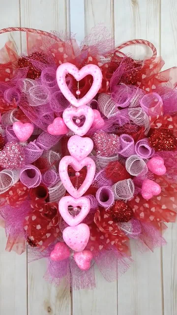 Valentine's Day Wreath for Front Door or Porch, Valentine Gift Red Love  Wreath, Heart Wreath, Valentines Gift for Her, Valentines Day Decor 