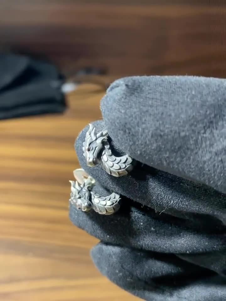 Orecchini in Argento 925 a lobo in stile antico