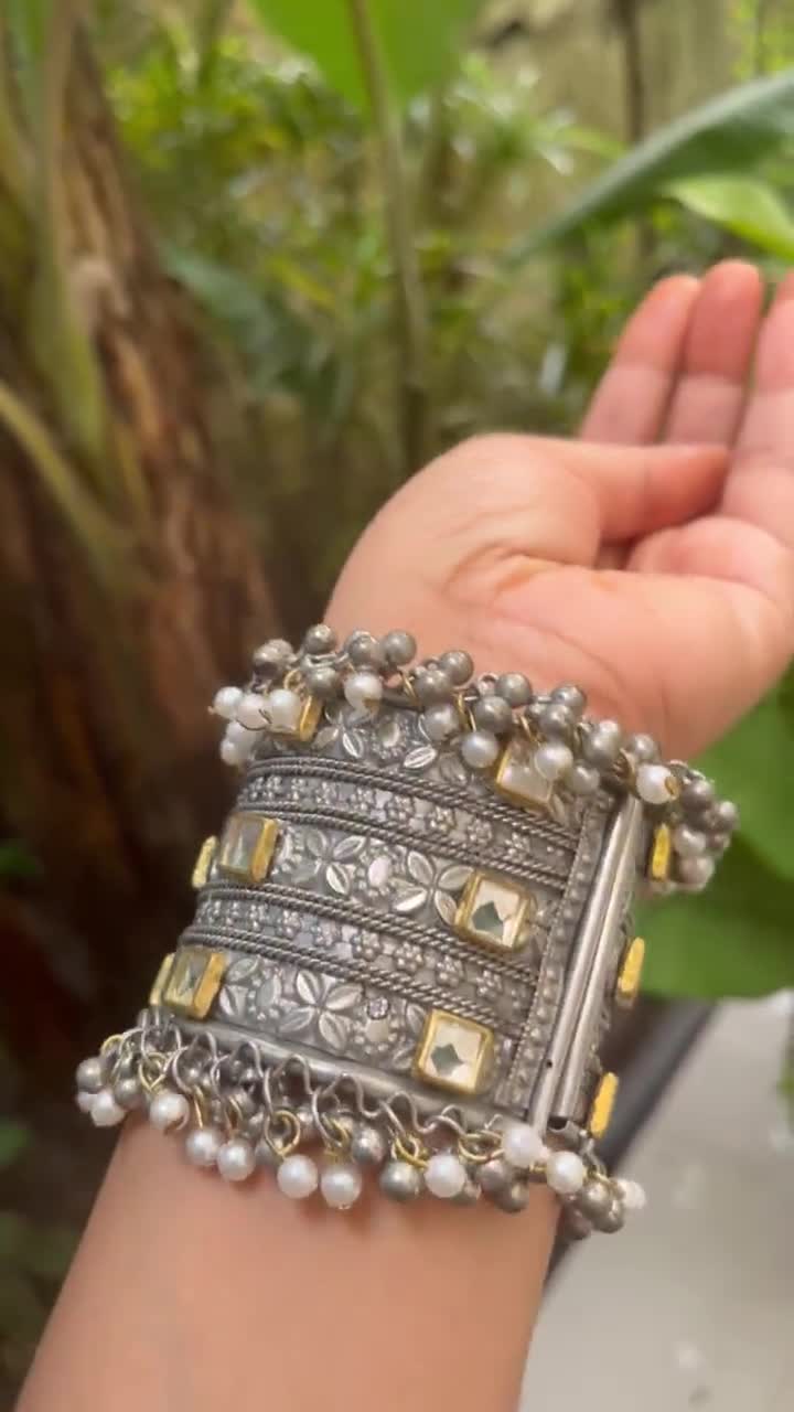 デパート 送料無料 Hand Cuff Ghungroo Bangles Black Polish German Silver アクセサリー