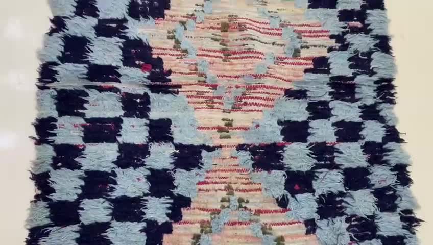 モロッコウールランナーラグ：部族ベルベルデザイン - 手織り