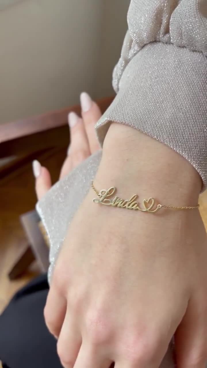 Personalized Minimalist Baby Name bracelet. (14 karat Solid Gold) - CG –  Chic in Gold