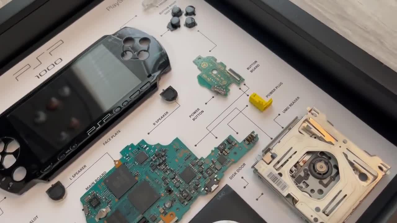 Black PSP1000 Teardown Art - Etsy