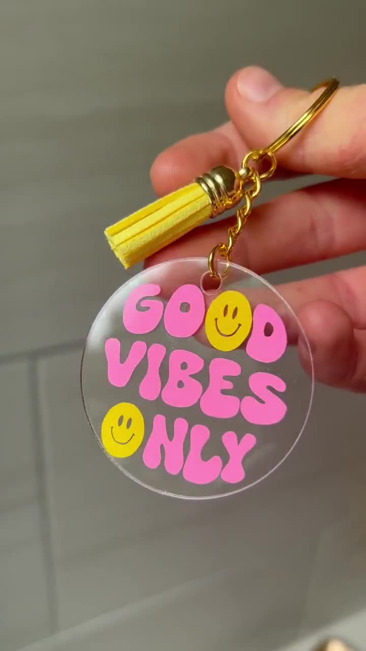 DIYthinker Good Vibes Only Leather & Metal Keychain - Colorful Car Key Ring Gift, 1.7x3.5 Inch - View #6