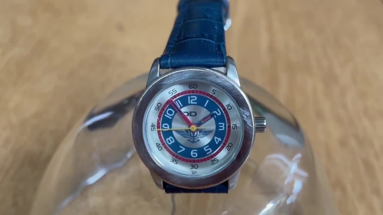Montre Femme Vintage VB Team Mouvement Suisse - Style Sport Rétro Années 80/90 - Fonctionne Bien