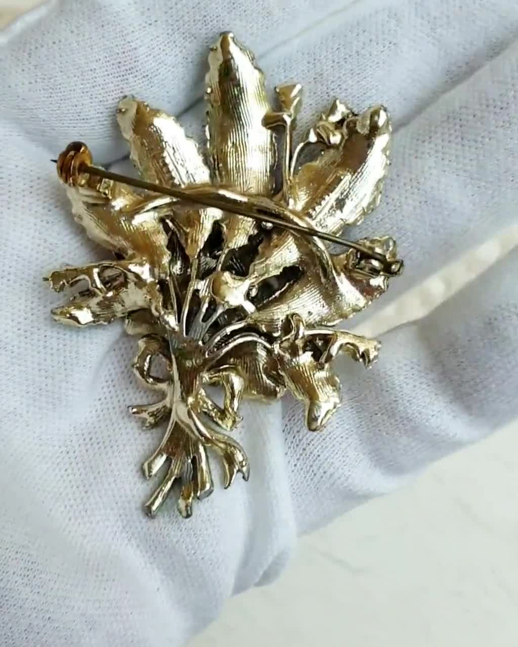 EXQUISITE Birthday Flower Series 1950s Vintage Large