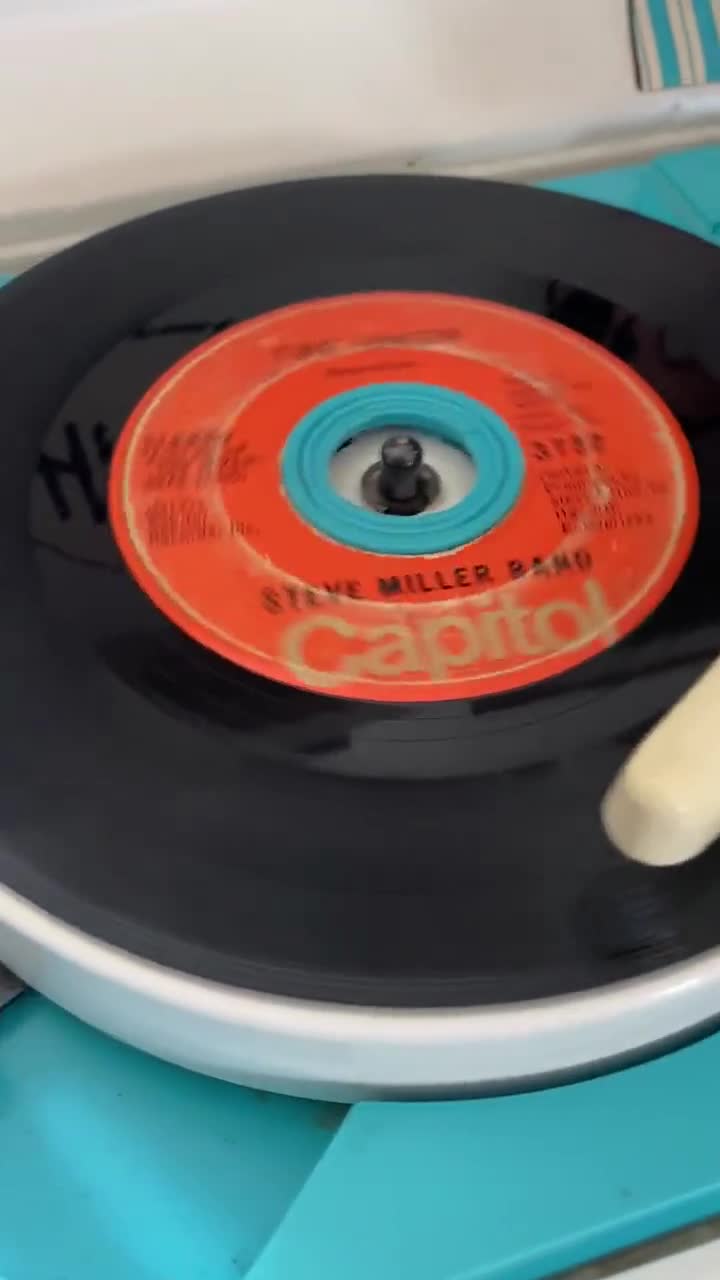 Vintage Mickey Mouse Record Player WORKS! Latch Broken - Etsy