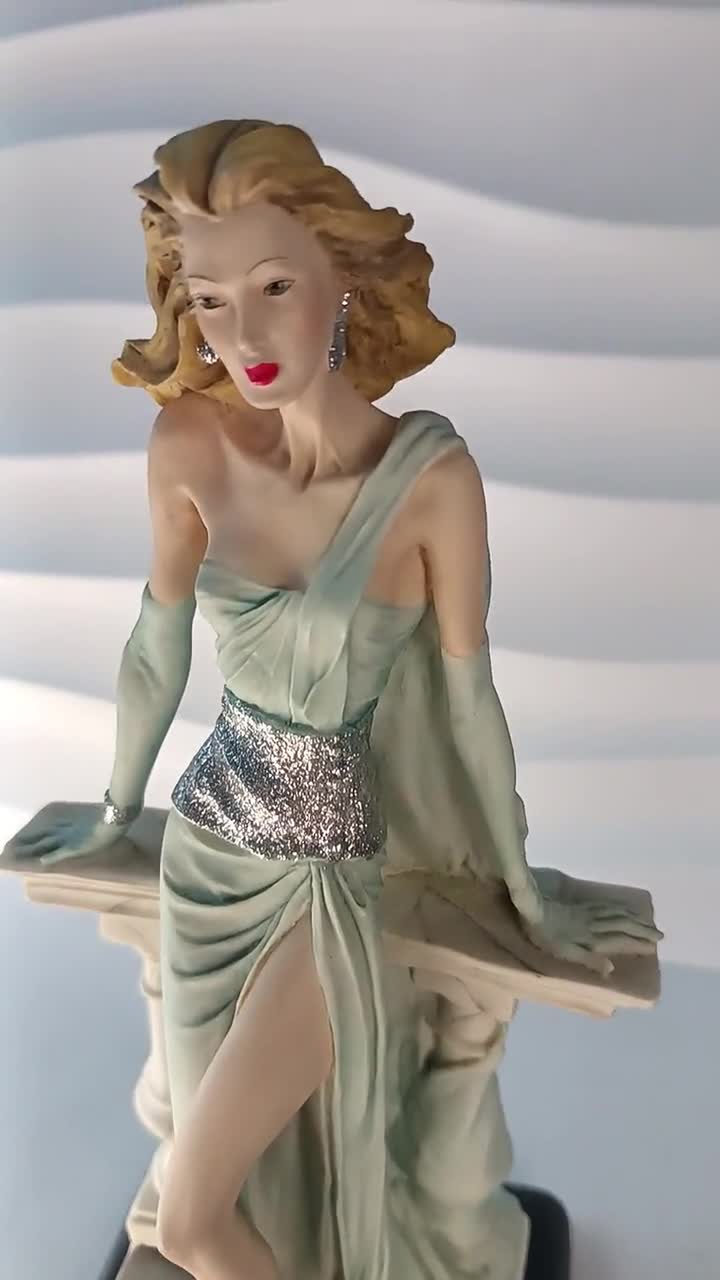Resin Figurine Depicting an Elegant Woman. A Work by Vittorio