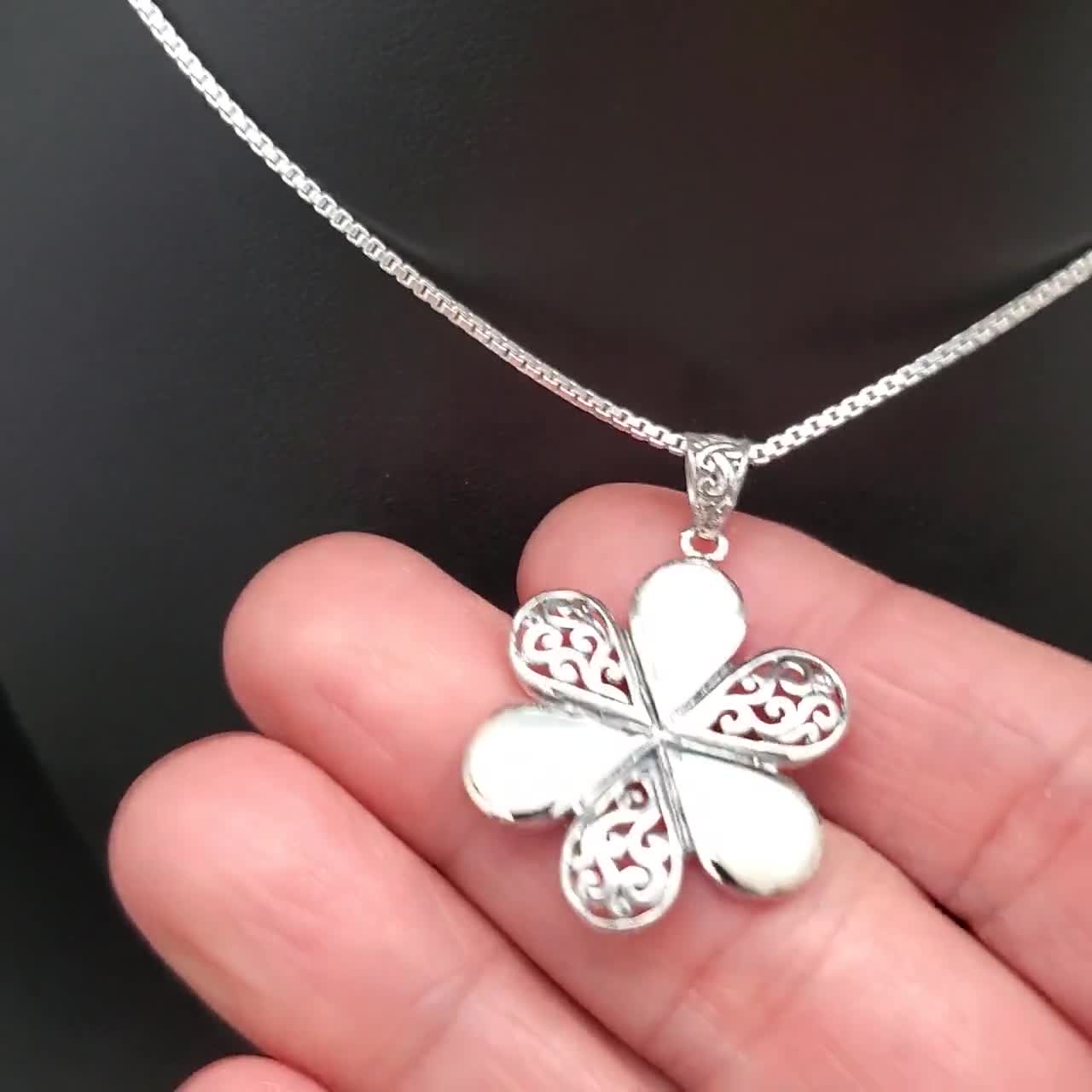n028m【フラワー】 ダイヤネックレス 花 S925 大人可愛い 人気商品 tf-500-600.jpg