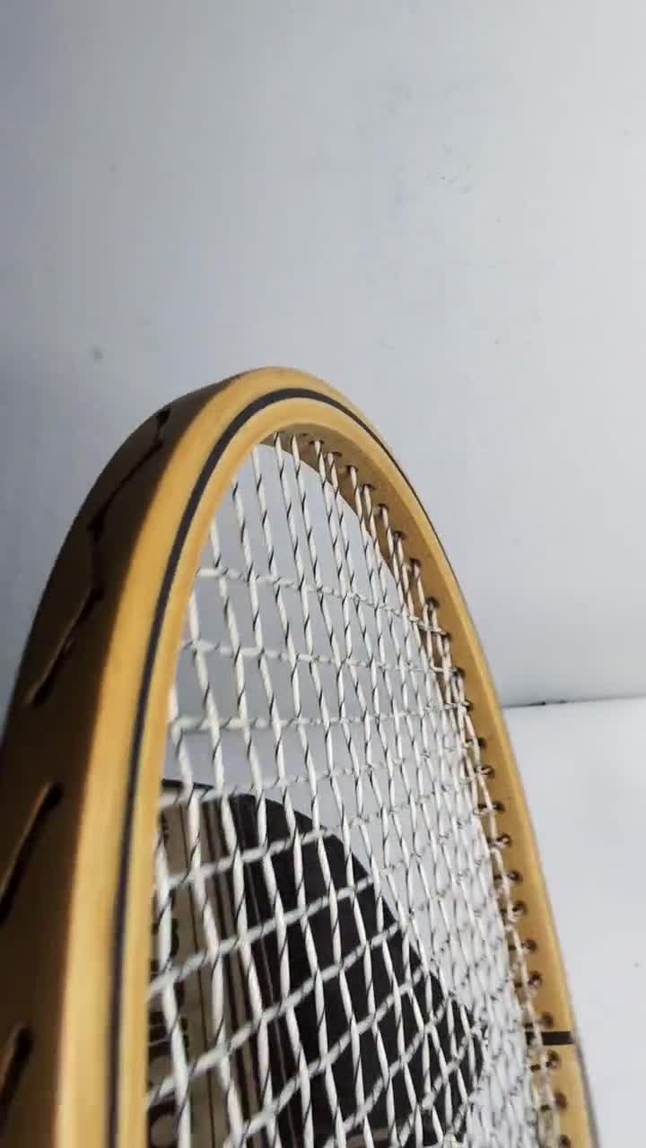 Raquette Tennis ancienne - HILTON JAGUAR - Manche L M 4 avec Housse Belgique