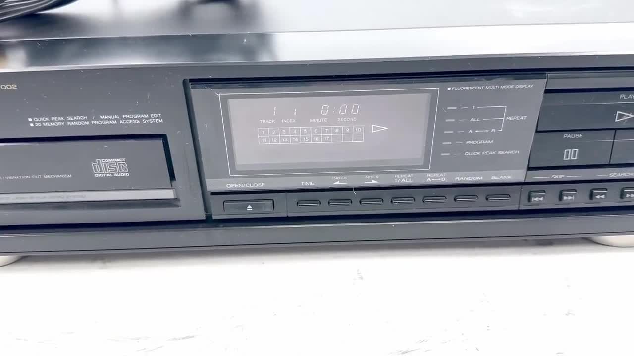 Aiwa Compact Disc Player Aiwa XC-002 Digital Audio, Excellent