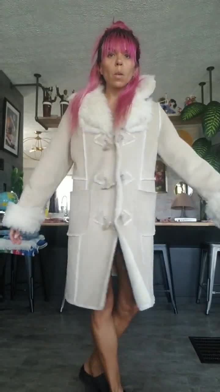 Vintage Y2K Cream White Faux Fur Coat Size M Y2K White Fur