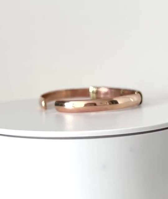 Bracciale Rigido DUOWEI Con Topolino/ratto In Acciaio Placcato Oro 18k - Gioiello Per Donna