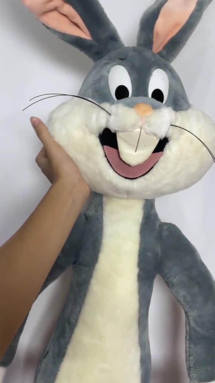 Vintage 1998s Bugs Rabbit Plush Doll 42-43