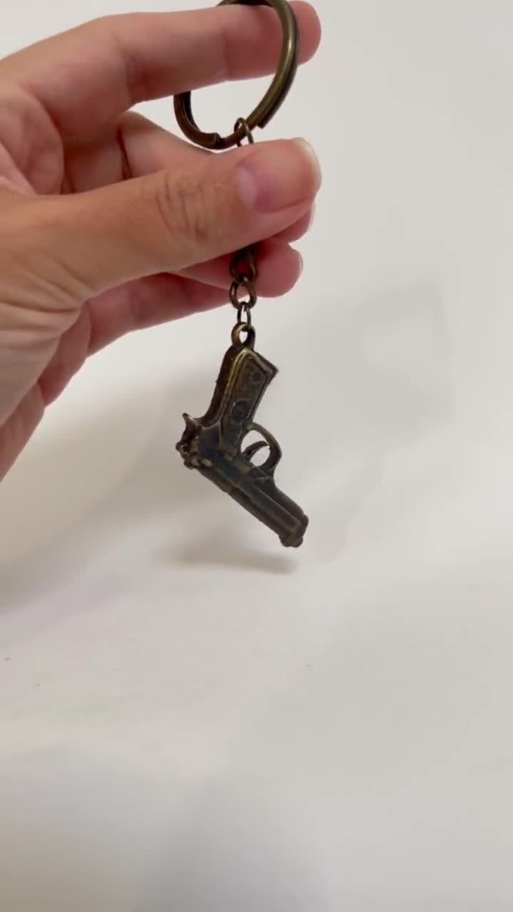 Mini pistola tattica portachiavi decorazioni staccabile Beretta M92 1911 pistola portachiavi portachiavi accessori per armi da caccia  18
