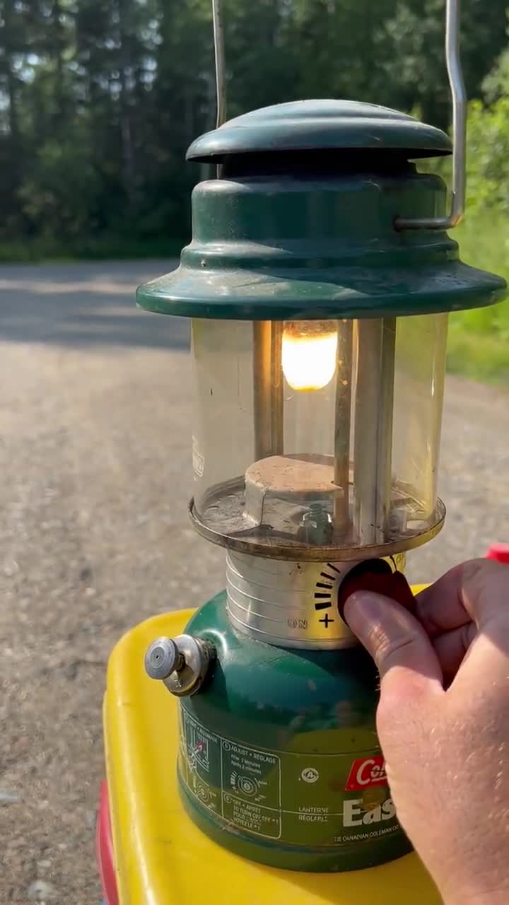 1985 COLEMAN EASI LITE CAMPING LANTERN MODEL 325 VINTAGE
