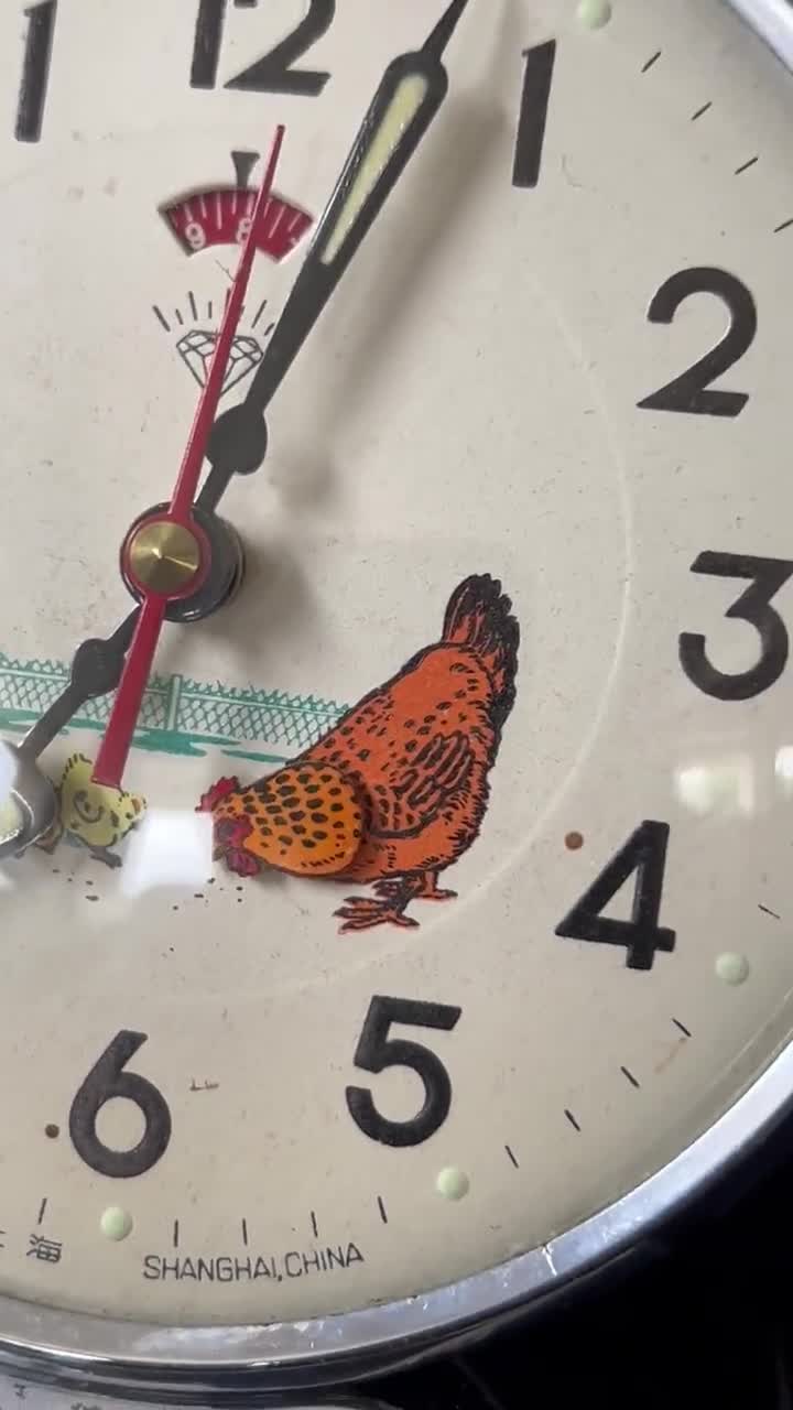 Vintage JH Pecking Chicken Hen Animated Alarm popular Clock